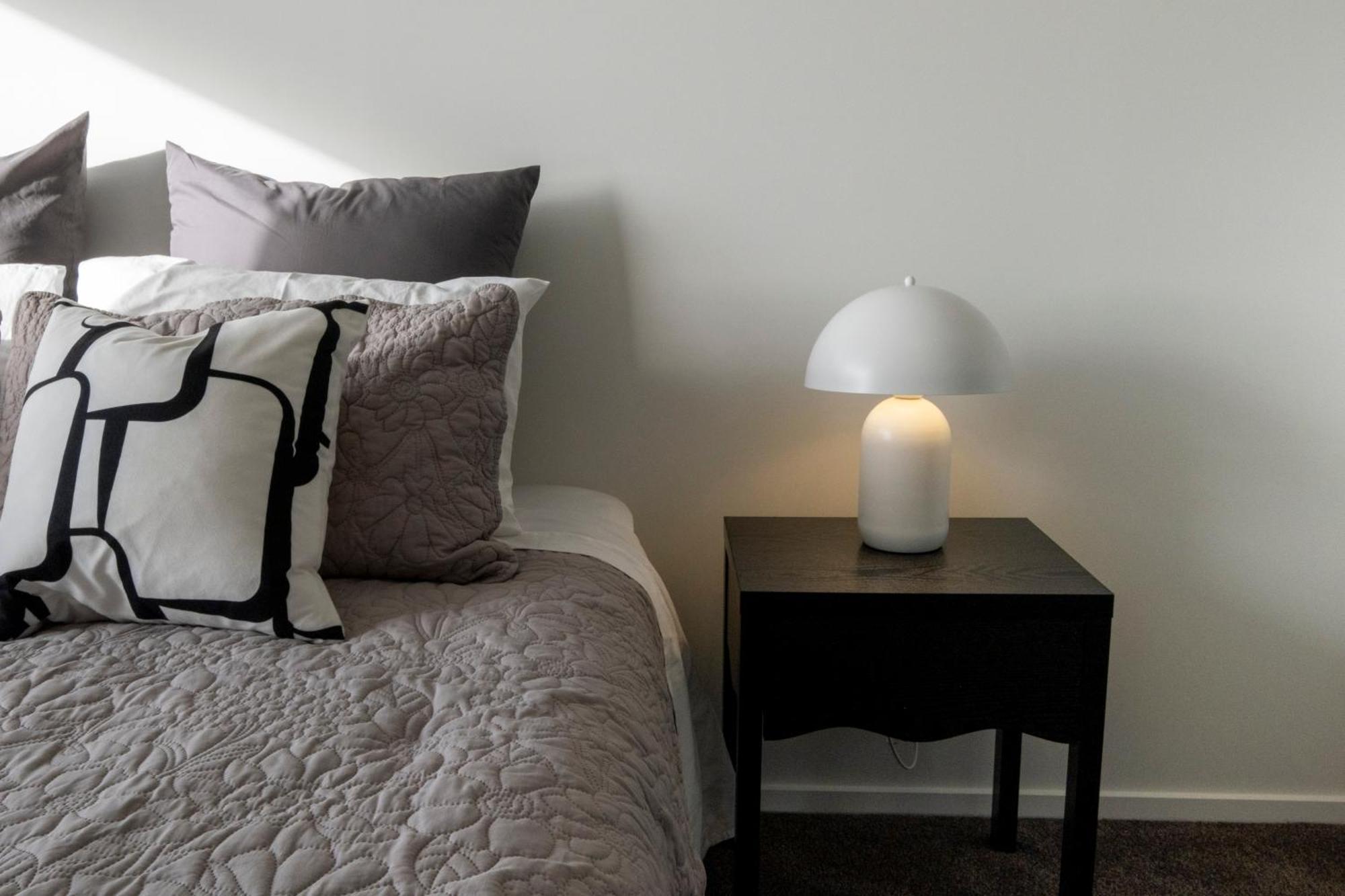 Luxury 2 Bed Townhome In Cbd Christchurch Exterior foto