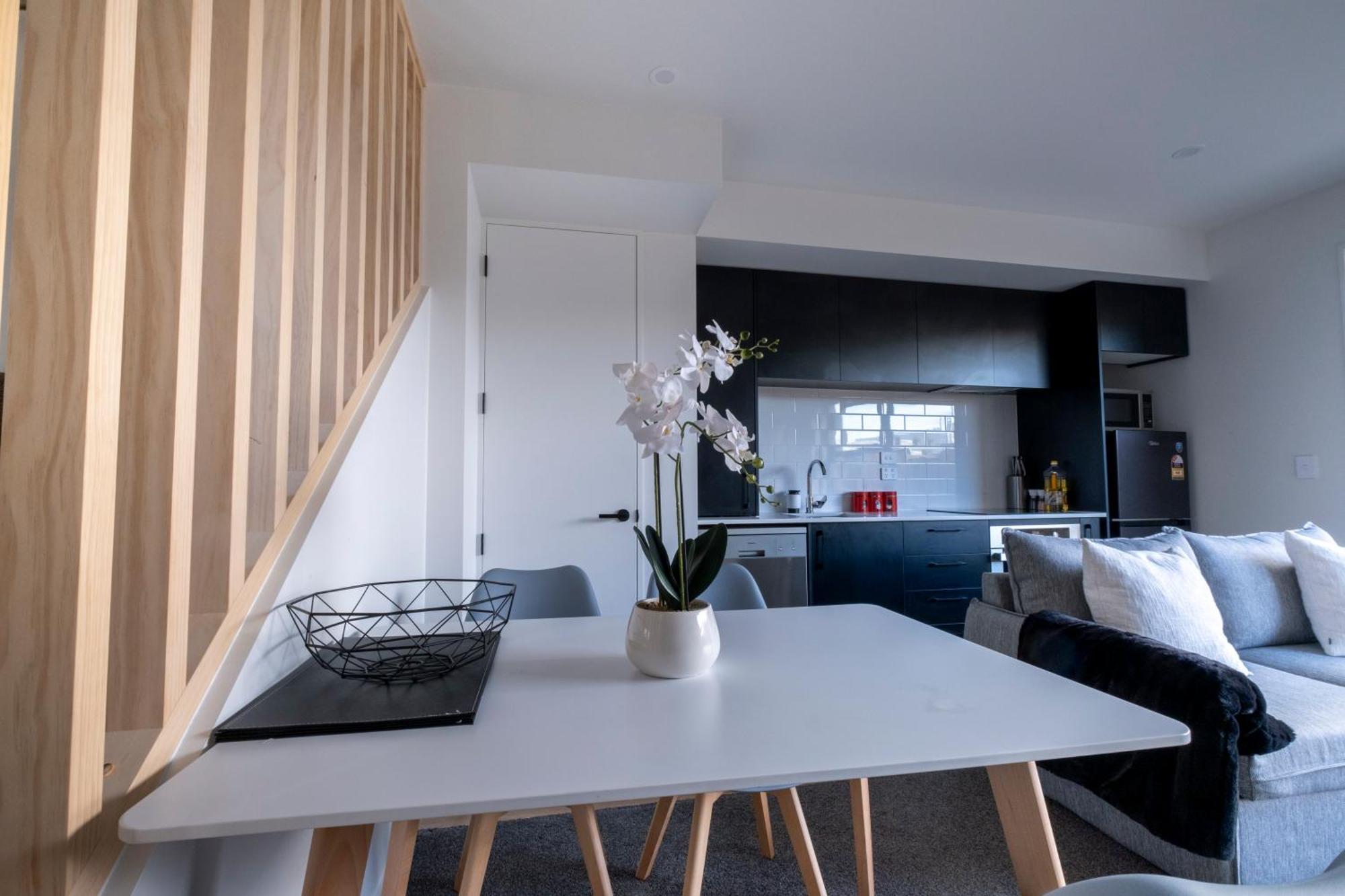 Luxury 2 Bed Townhome In Cbd Christchurch Exterior foto