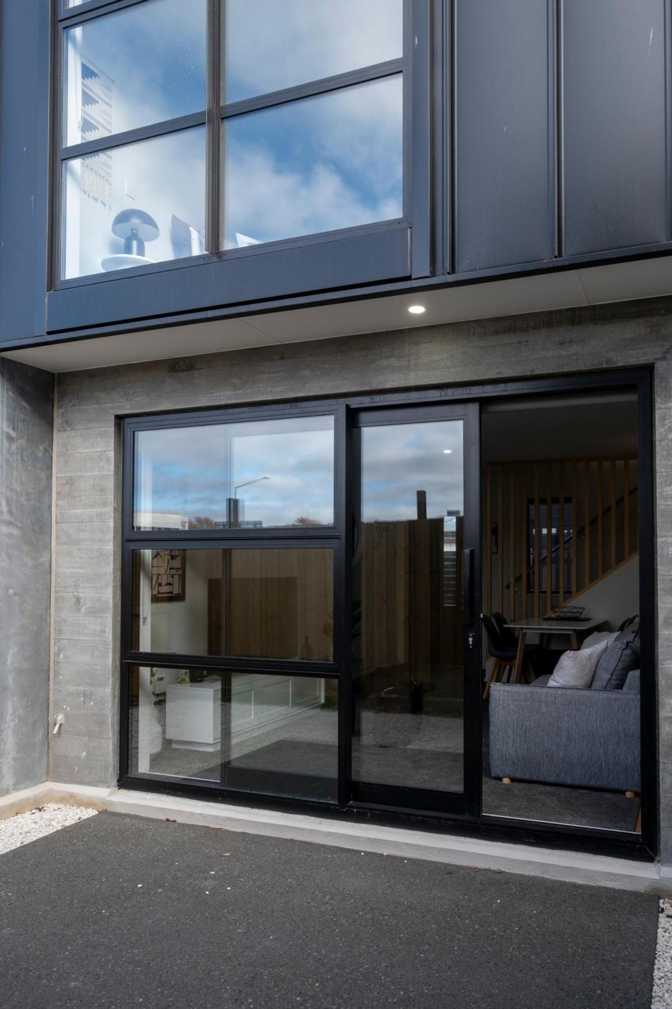 Luxury 2 Bed Townhome In Cbd Christchurch Exterior foto
