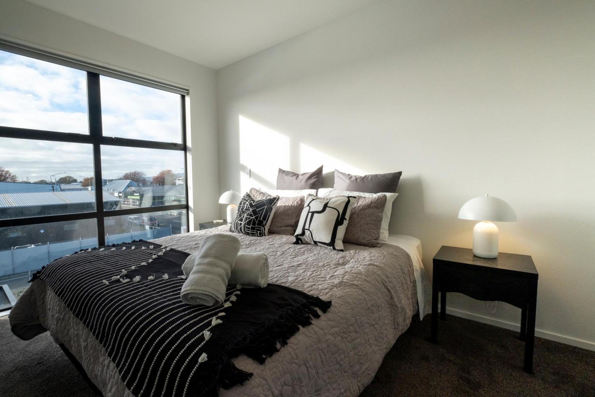 Luxury 2 Bed Townhome In Cbd Christchurch Exterior foto