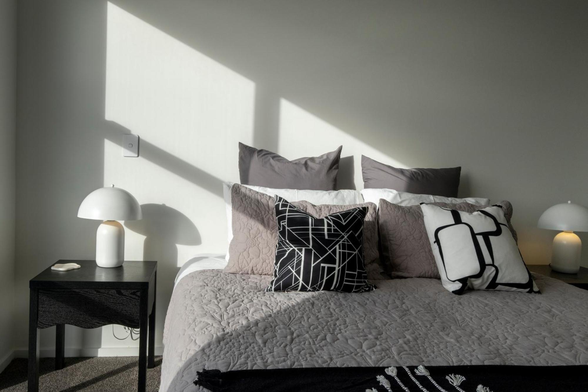Luxury 2 Bed Townhome In Cbd Christchurch Exterior foto